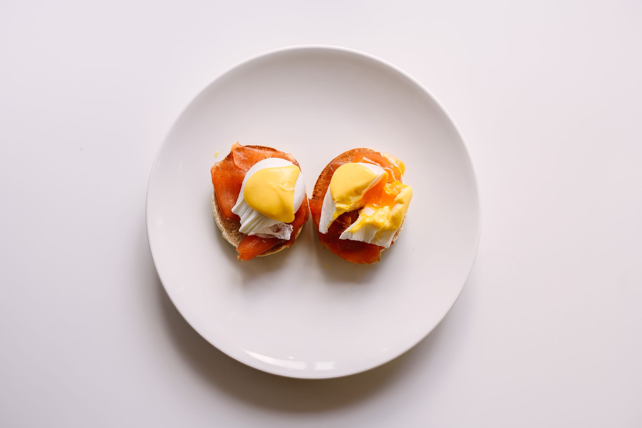 Poached eggs brunch at Urchin