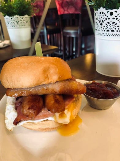 Macklin's Bar, Belfast Restaurant Reviews, Bookings, Menus, Phone